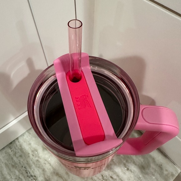 STANLEY THE QUENCHER H2.0 FLOWSTATE™ TUMBLER | 30 OZ in PINK PARADE (SOLD OUT) - Picture 5 of 9